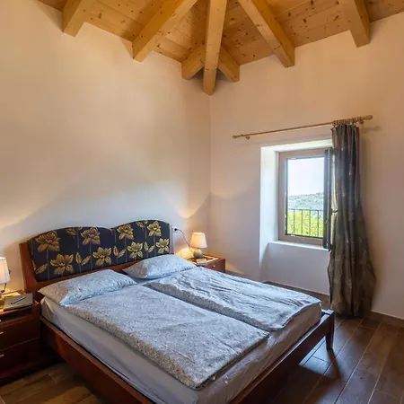 Apartment Artu Tremosine